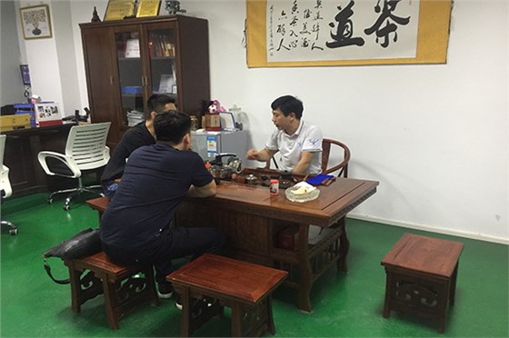 電子產(chǎn)品開模，就找深圳博騰納精密塑膠模具廠！