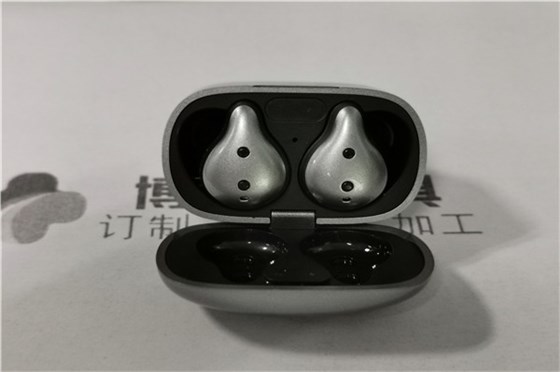 博騰納TWS藍牙耳機模具廠——專注領域打造13年，更對味您的定制需求