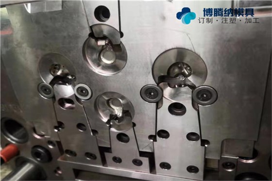 深圳耳機(jī)塑膠模具廠哪家好？博騰納300家企業(yè)口碑認(rèn)可