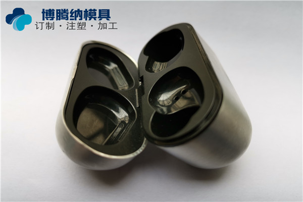 保護版權想私模定制？趕緊找博騰納藍牙耳機模具廠