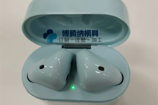 深圳塑膠模具廠——定制耳機模具，博騰納13年經驗更對味您的需求