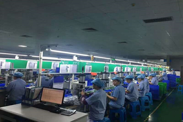 深圳塑膠模具廠：博騰納堅(jiān)持以質(zhì)取勝，打造品質(zhì)模具